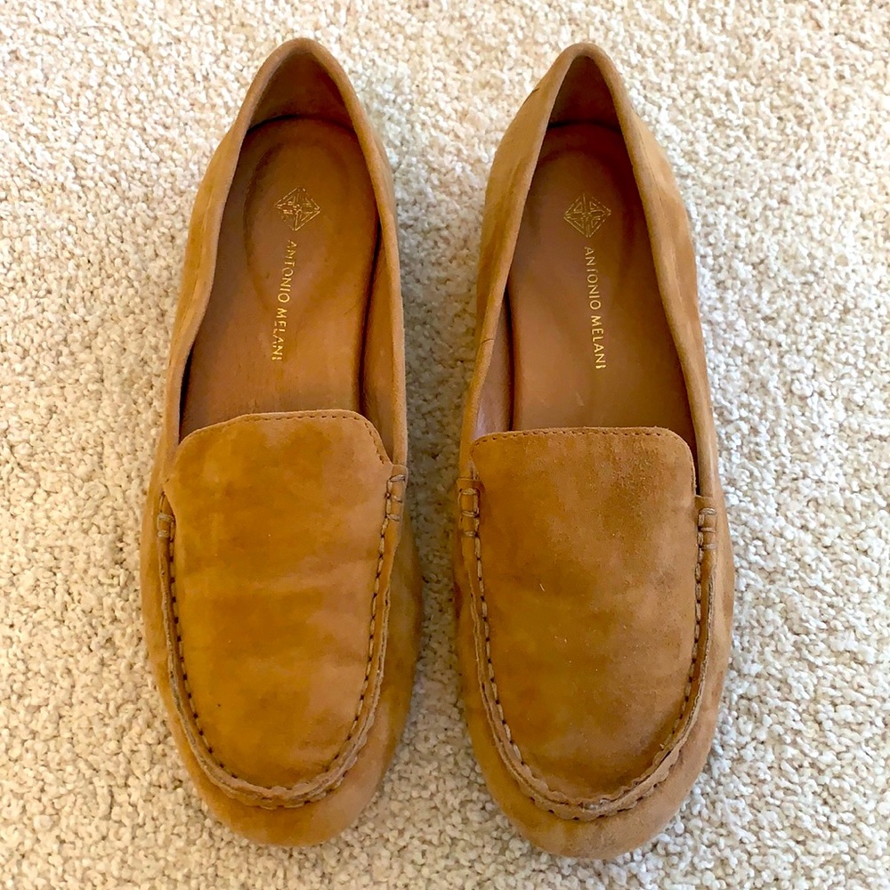 Like New Antonio Melani Tan Suede Loafers 7.5W